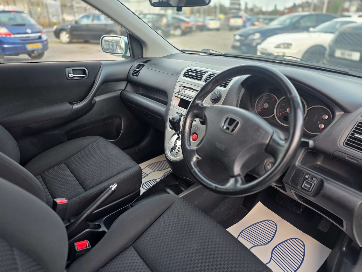 Used Honda Civic 2005 for sale - 77613779: Photo 4