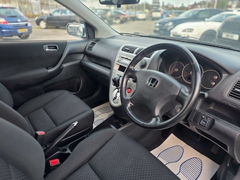 Used Honda Civic 2005 for sale - 77613779: Photo