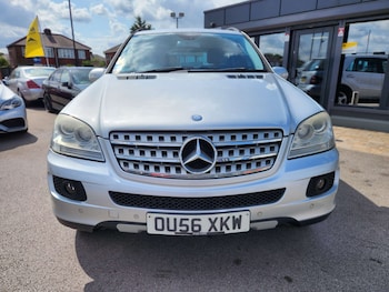 Used Mercedes-Benz M Class 2006 for sale - 76690633: Photo