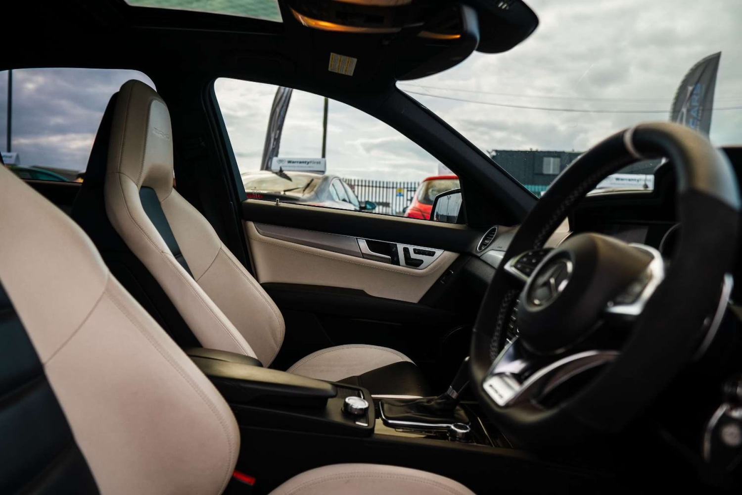 Used Mercedes-Benz C Class 2012 for sale - 76690625: Photo 13