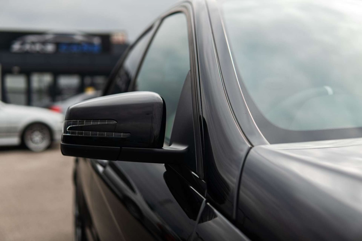 Used Mercedes-Benz C Class 2012 for sale - 76690625: Photo 2