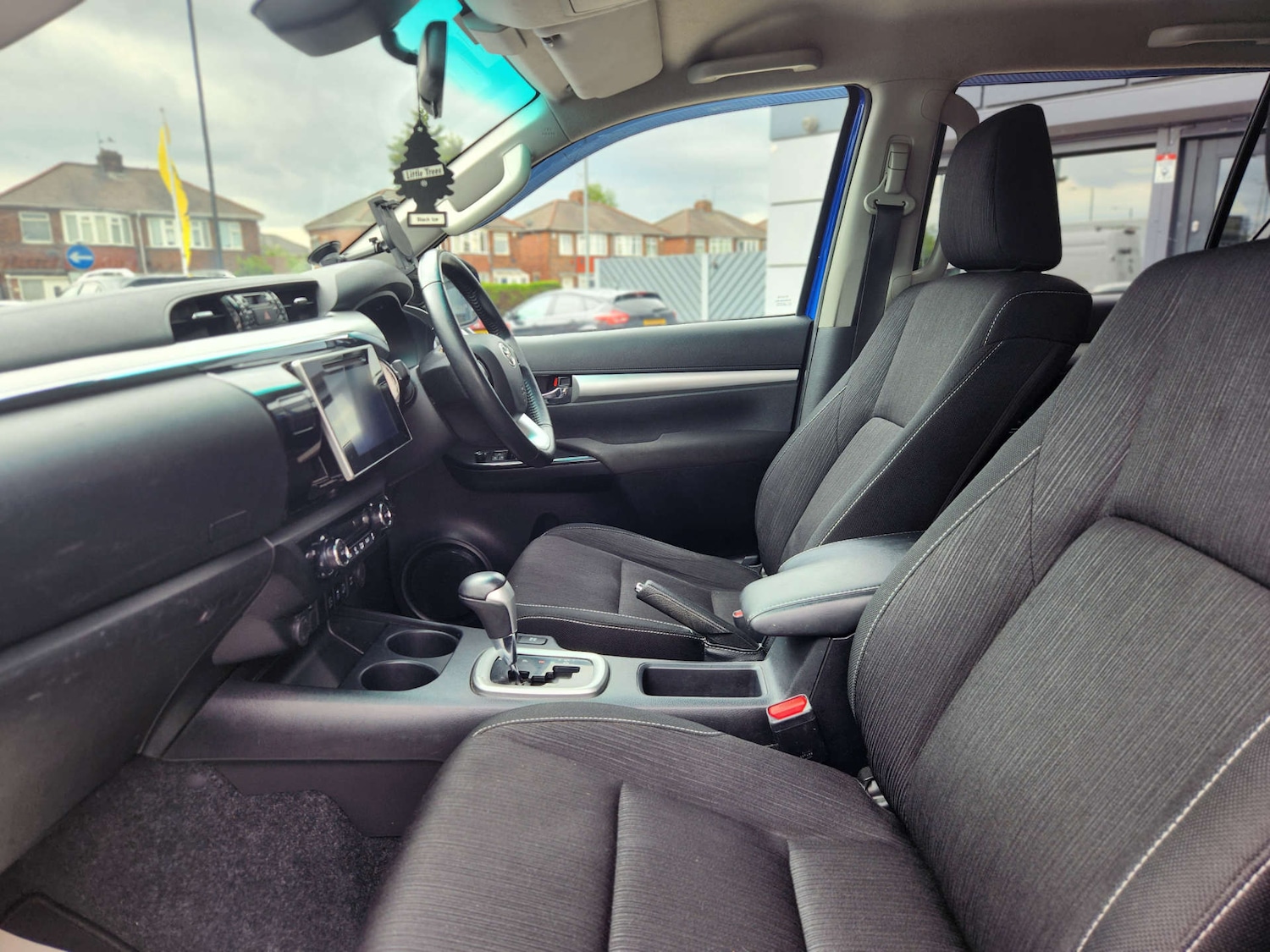 Used Toyota Hilux 2020 for sale - 76829772: Photo 65