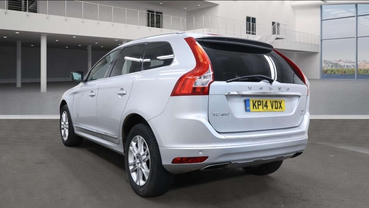 Used Volvo XC60 2014 for sale - 77893499: Photo 7
