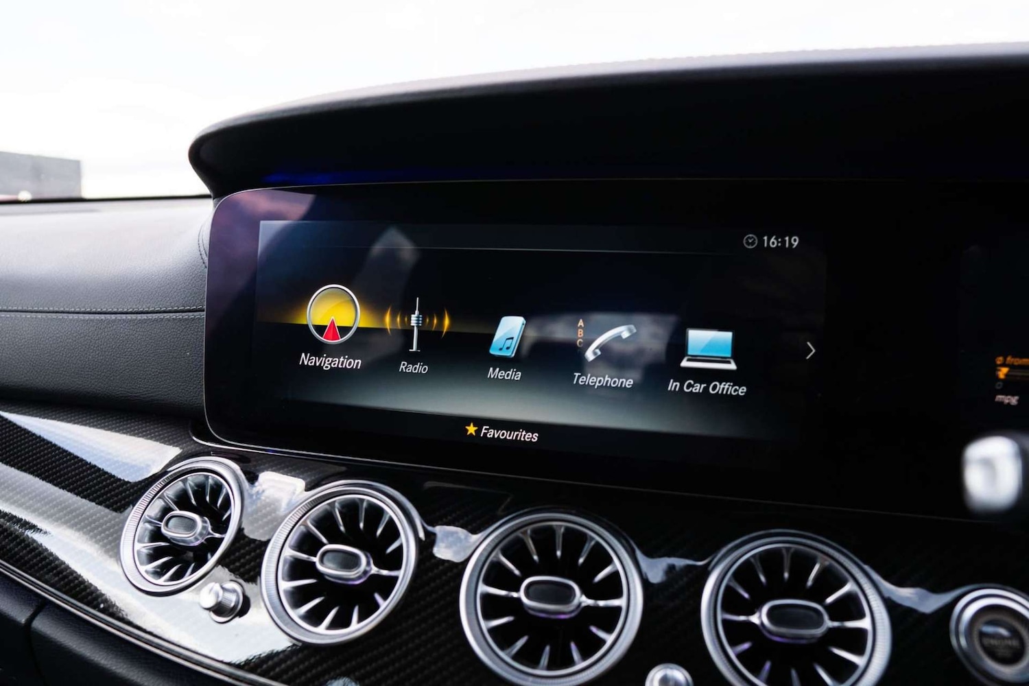 Used Mercedes-Benz E Class 2018 for sale - 76690620: Photo 37