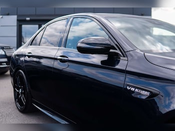 Used Mercedes-Benz E Class 2018 for sale - 76690620: Photo