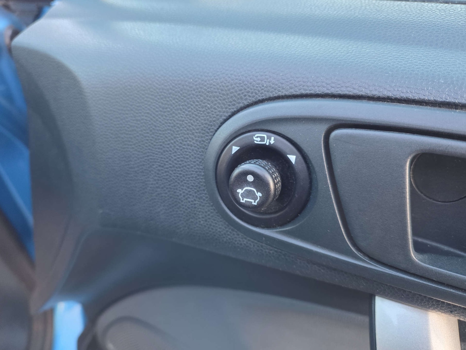 Used Ford Fiesta 2011 for sale - 77099980: Photo 23