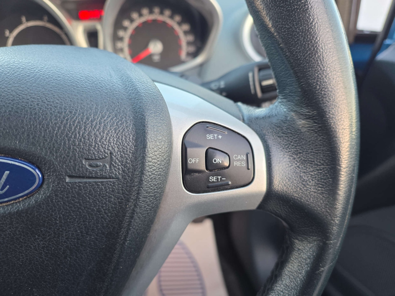 Used Ford Fiesta 2011 for sale - 77099980: Photo 32