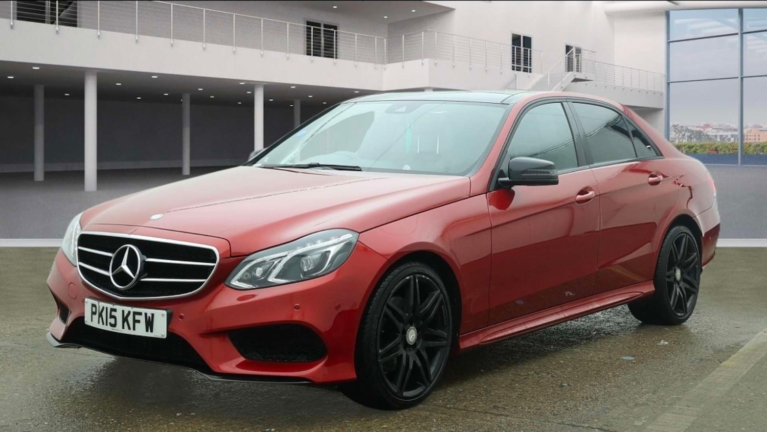 Used Mercedes-Benz E Class 2015 for sale - 77508826: Photo 2