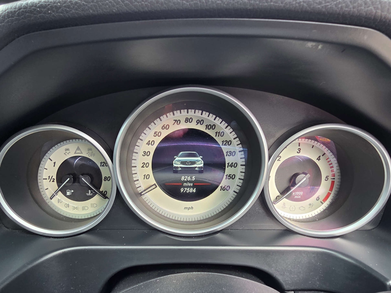 Used Mercedes-Benz E Class 2015 for sale - 77508826: Photo 37