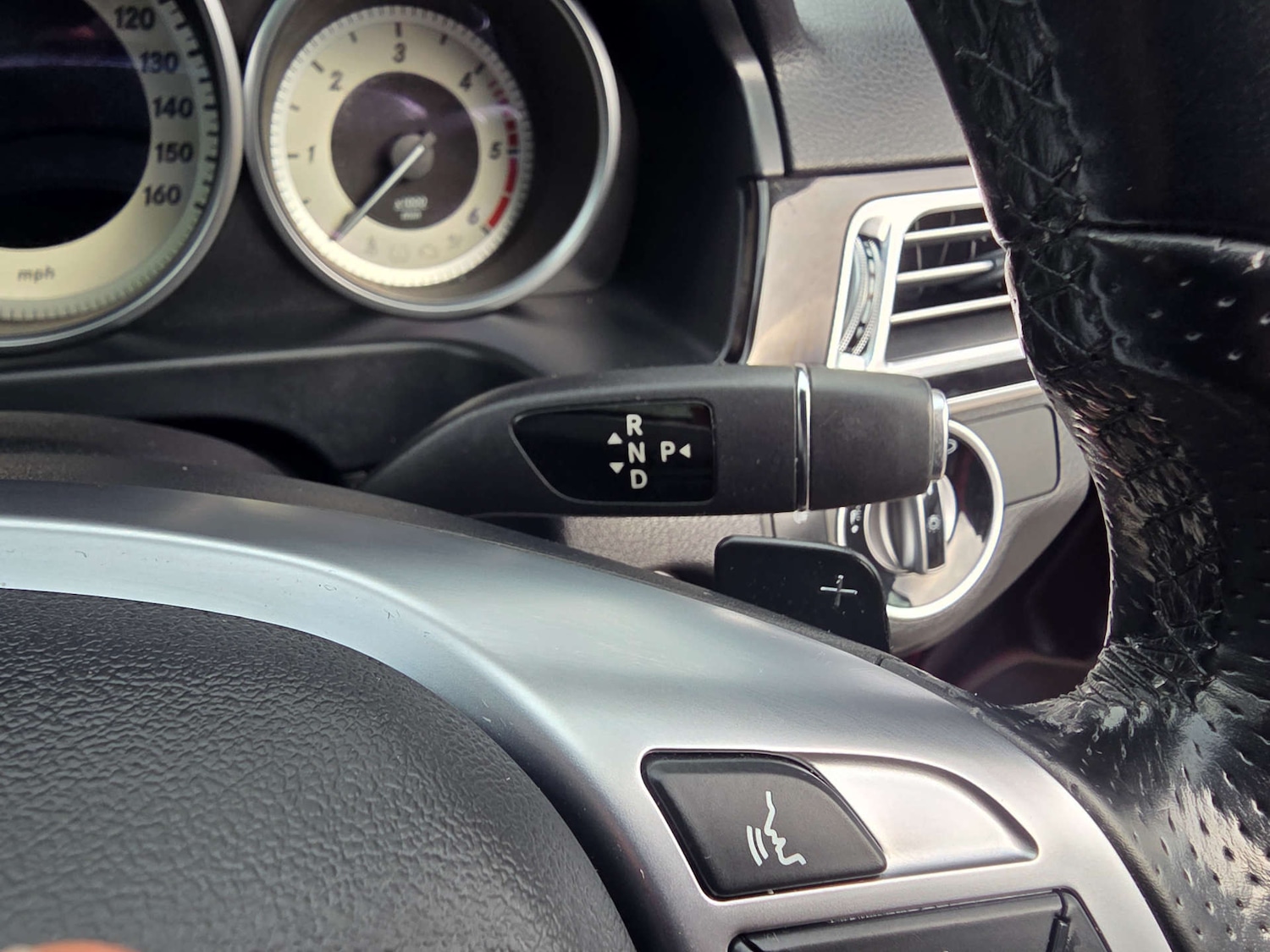 Used Mercedes-Benz E Class 2015 for sale - 77508826: Photo 38