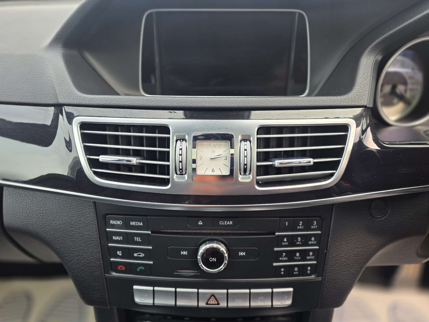 Used Mercedes-Benz E Class 2015 for sale - 77508826: Photo 51