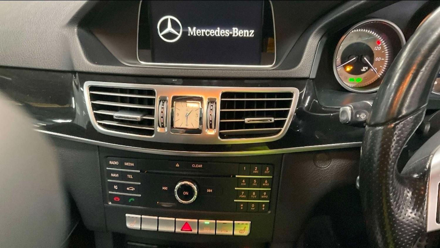 Used Mercedes-Benz E Class 2015 for sale - 77508826: Photo 7