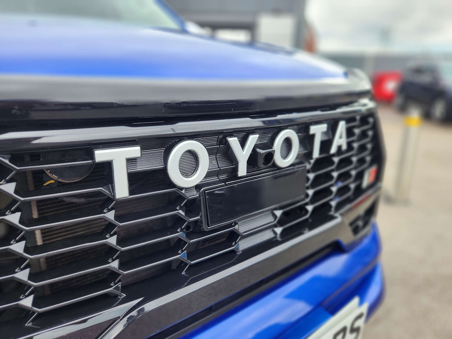 Used Toyota Hilux 2023 for sale - 76690628: Photo 11