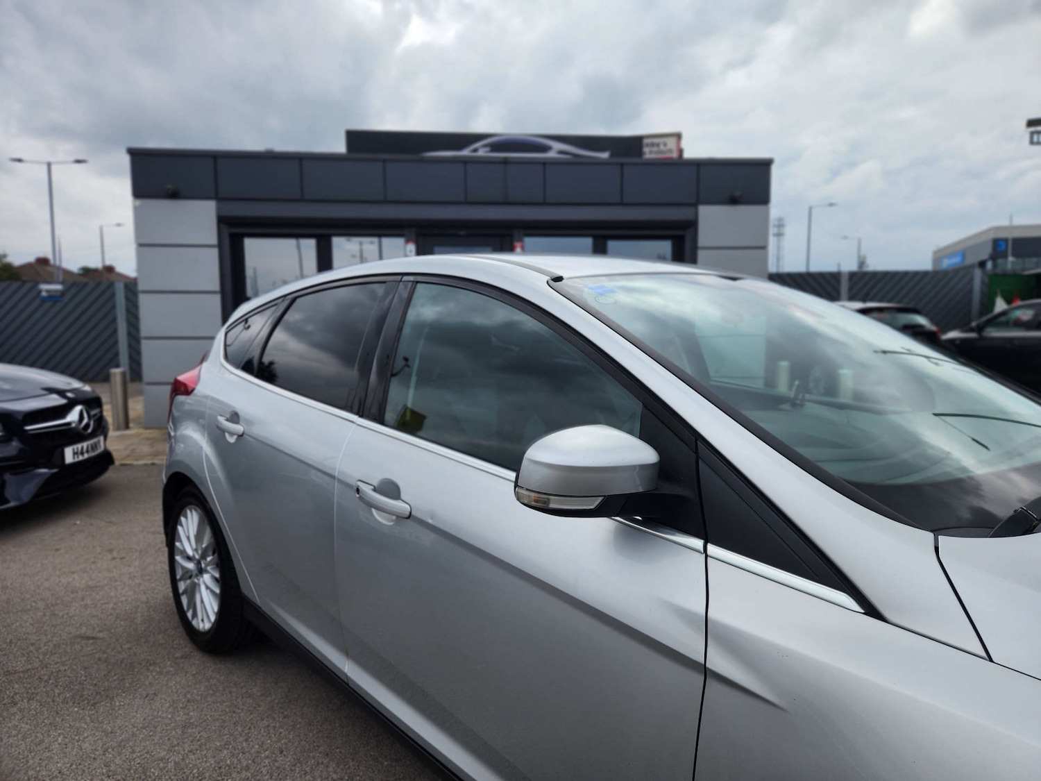 Used Ford Focus 2013 for sale - 76690640: Photo 2