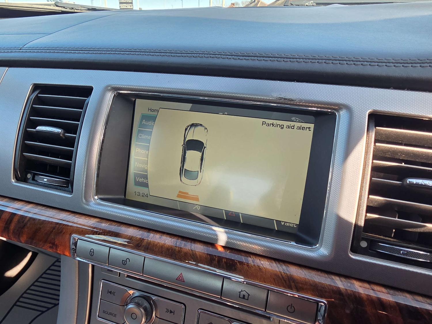 Used Jaguar XF 2010 for sale - 78003861: Photo 35