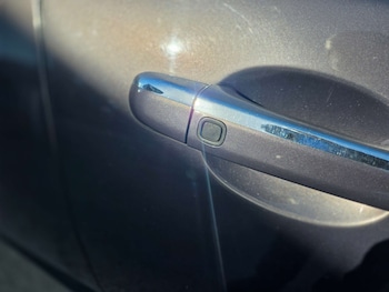 Used Jaguar XF 2010 for sale - 78003861: Photo