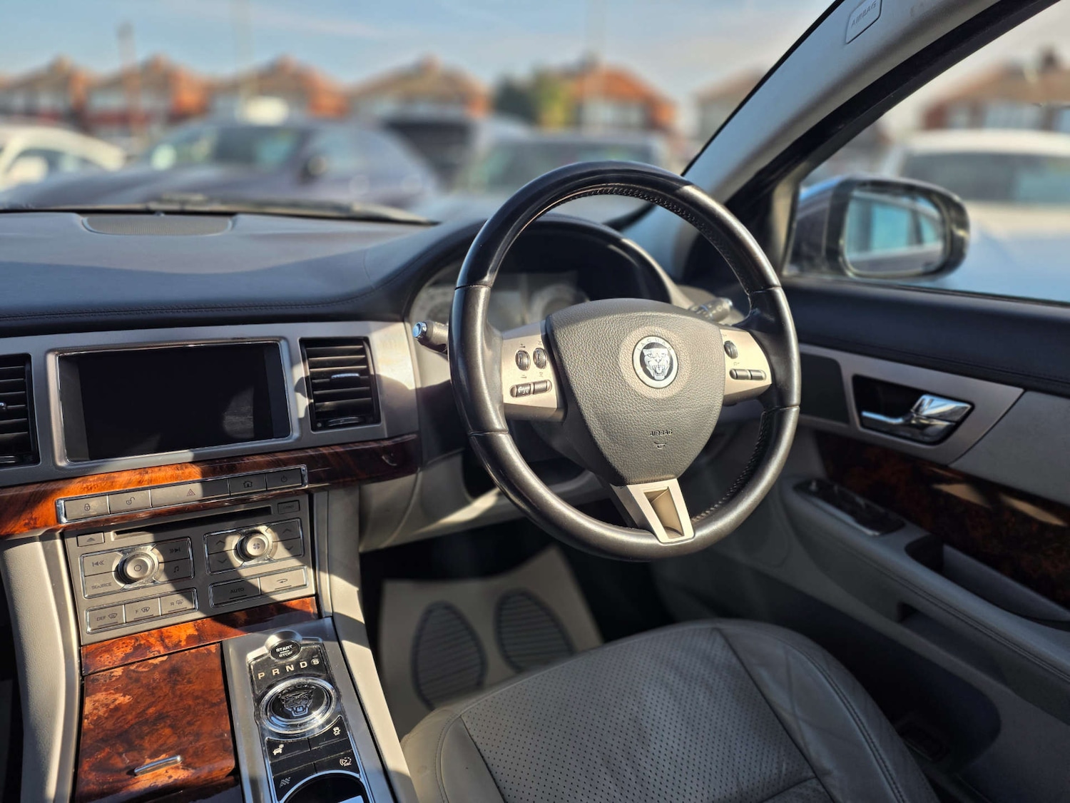 Used Jaguar XF 2010 for sale - 78003861: Photo 44