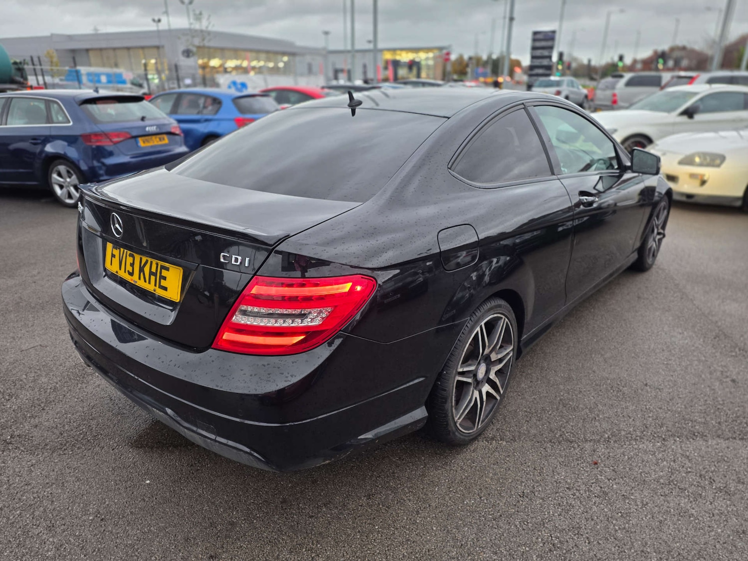 Used Mercedes-Benz C Class 2013 for sale - 76690650: Photo 11