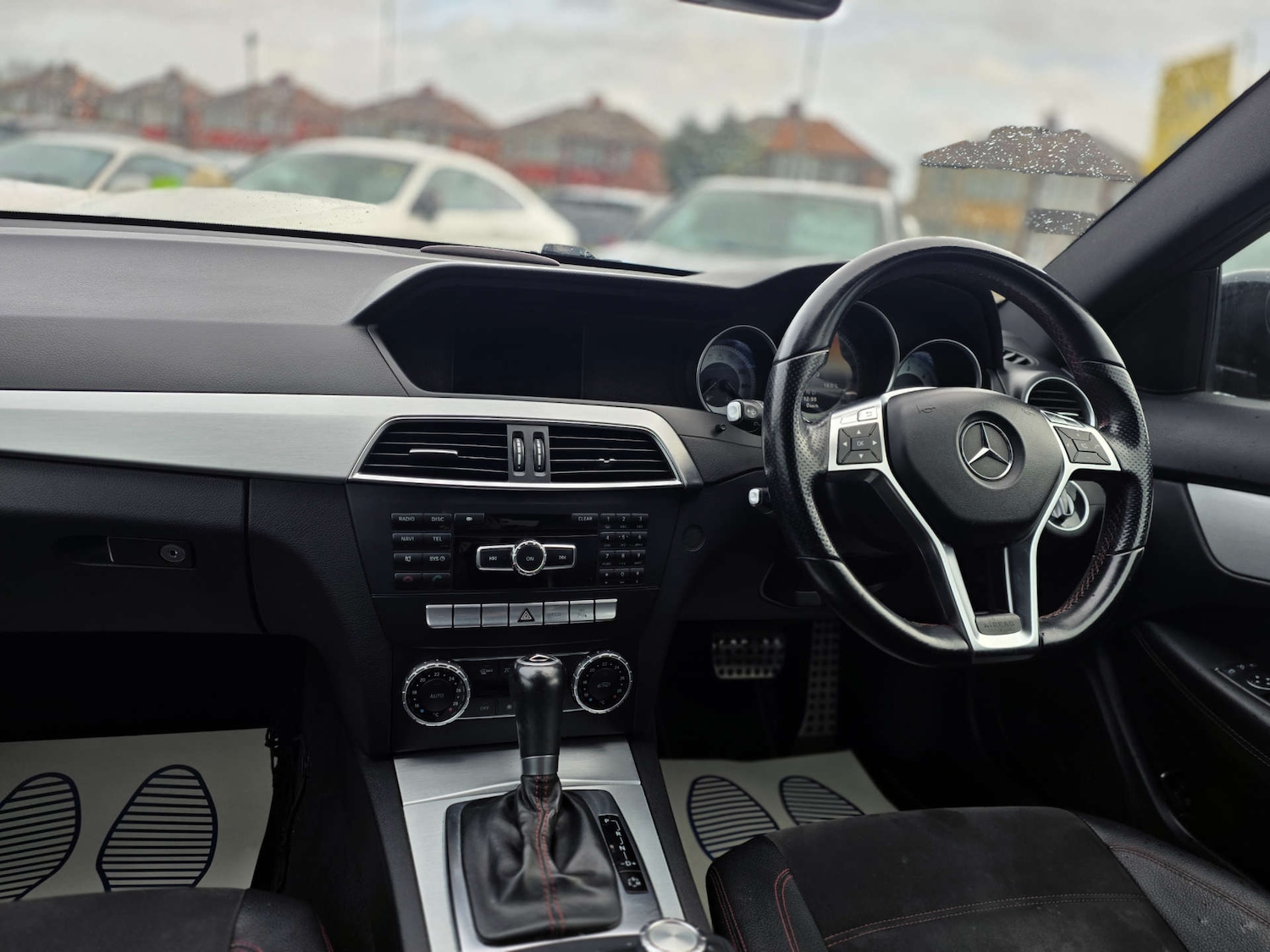 Used Mercedes-Benz C Class 2013 for sale - 76690650: Photo 41