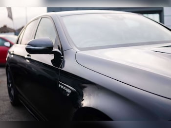 Used Mercedes-Benz E Class 2017 for sale - 76690622: Photo