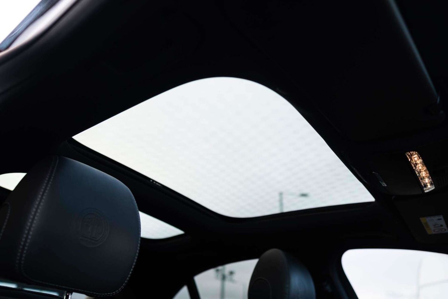 Used Mercedes-Benz E Class 2017 for sale - 76690622: Photo 33