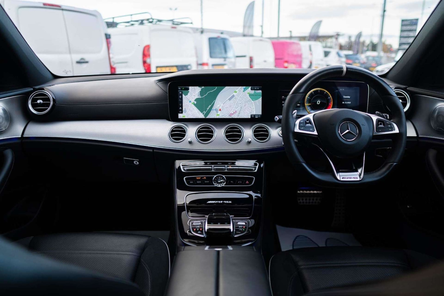 Used Mercedes-Benz E Class 2017 for sale - 76690622: Photo 38