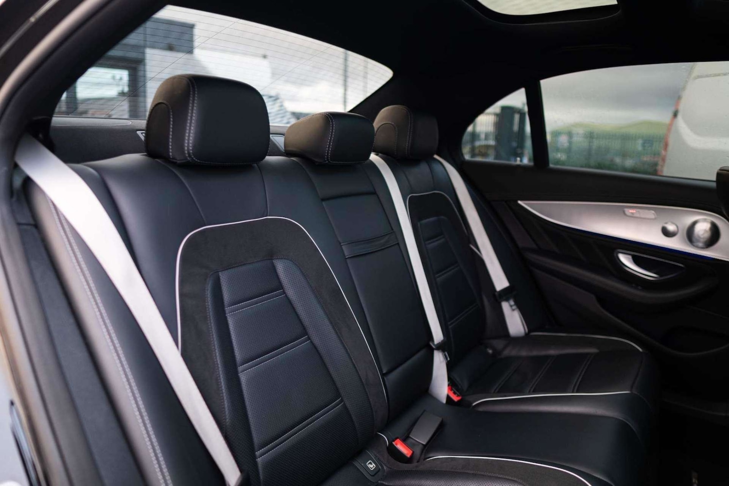 Used Mercedes-Benz E Class 2017 for sale - 76690622: Photo 72