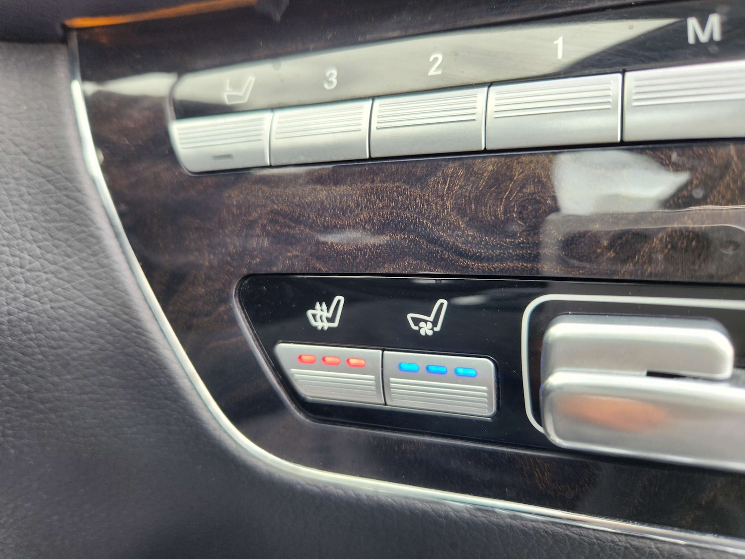 Used Mercedes-Benz CL 2007 for sale - 76690631: Photo 33