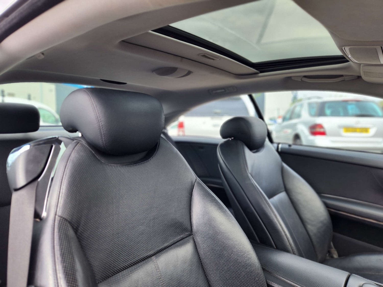 Used Mercedes-Benz CL 2007 for sale - 76690631: Photo 36