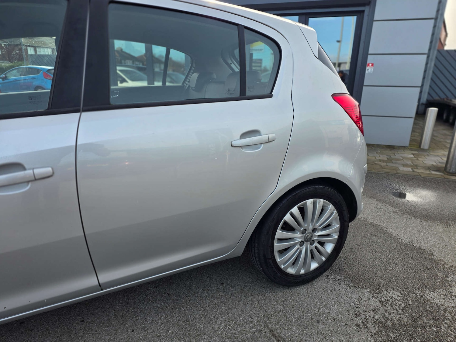Used Vauxhall Corsa 2011 for sale - 78091368: Photo 11