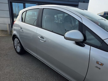 Used Vauxhall Corsa 2011 for sale - 78091368: Photo