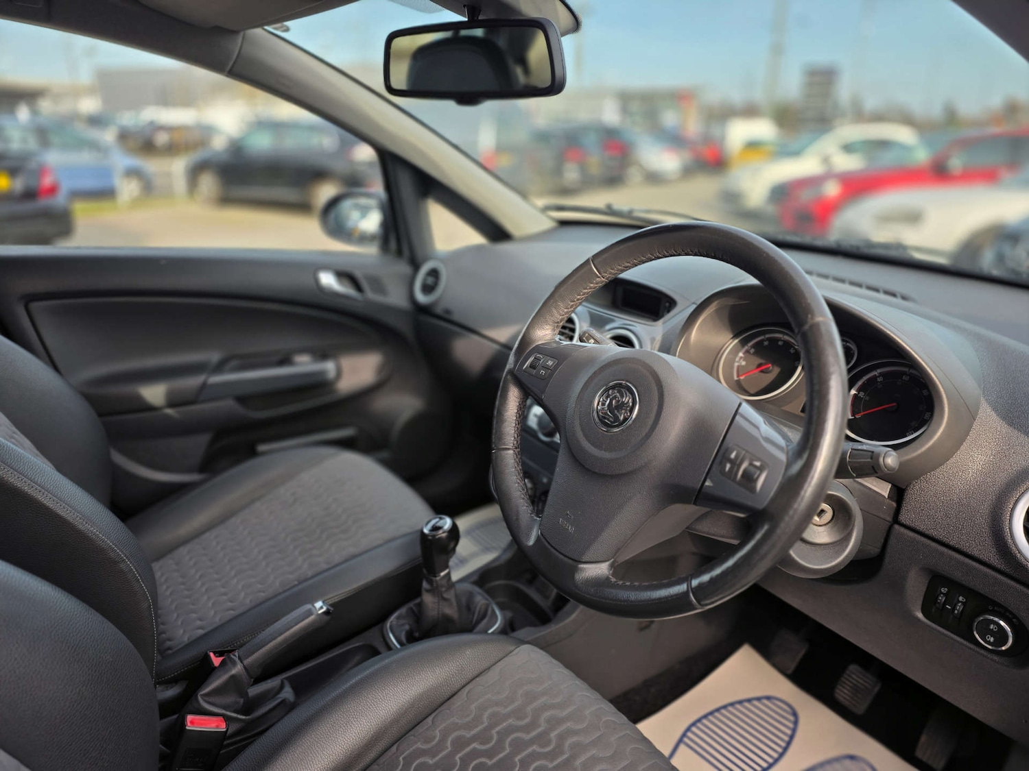Used Vauxhall Corsa 2011 for sale - 78091368: Photo 4