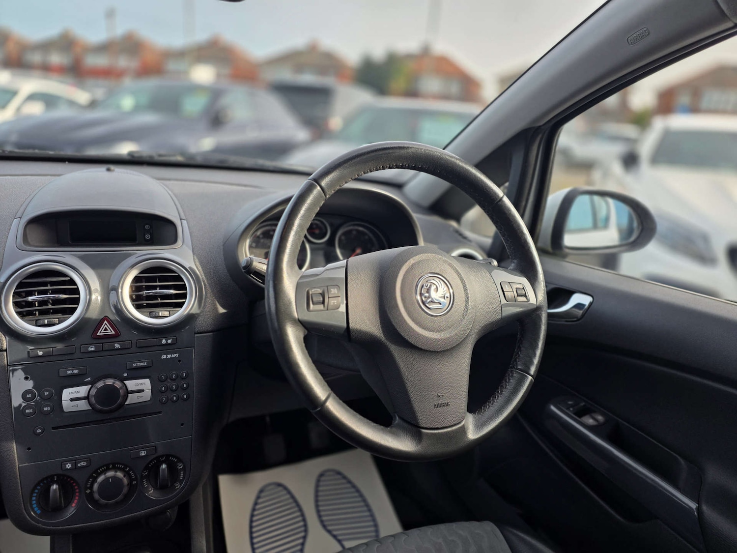 Used Vauxhall Corsa 2011 for sale - 78091368: Photo 41