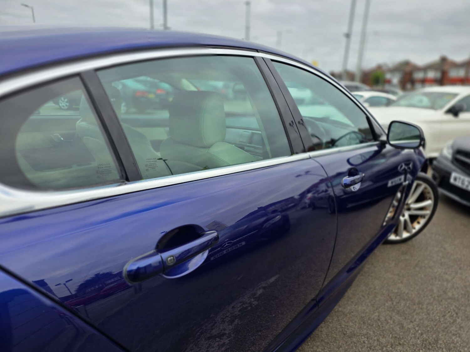 Used Jaguar XF 2011 for sale - 76690641: Photo 23