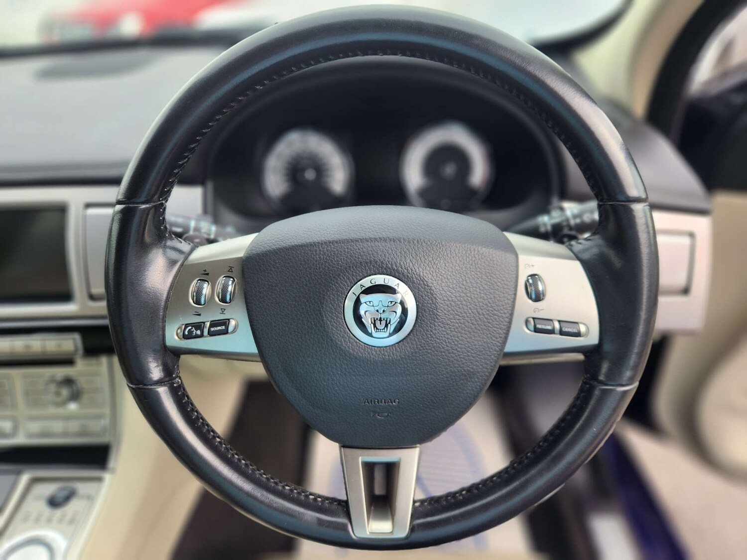 Used Jaguar XF 2011 for sale - 76690641: Photo 33