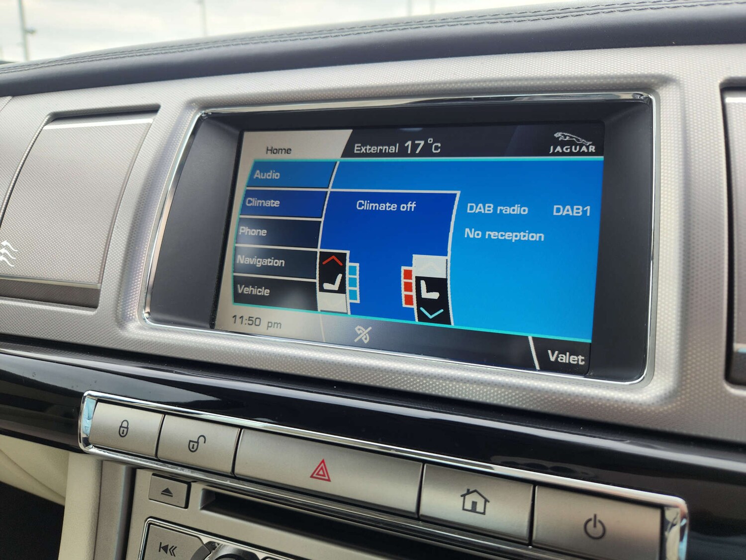 Used Jaguar XF 2011 for sale - 76690641: Photo 40