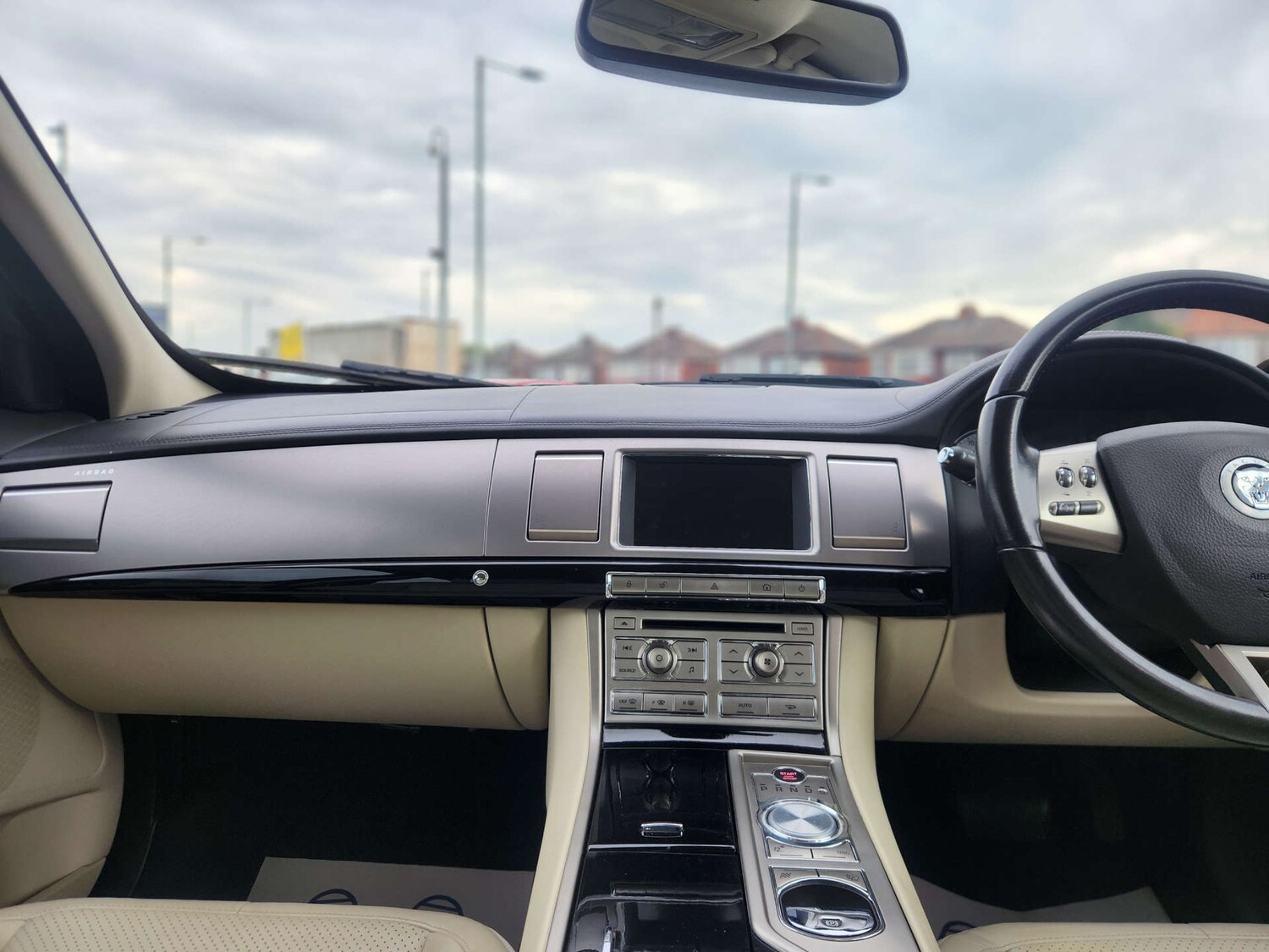 Used Jaguar XF 2011 for sale - 76690641: Photo 44