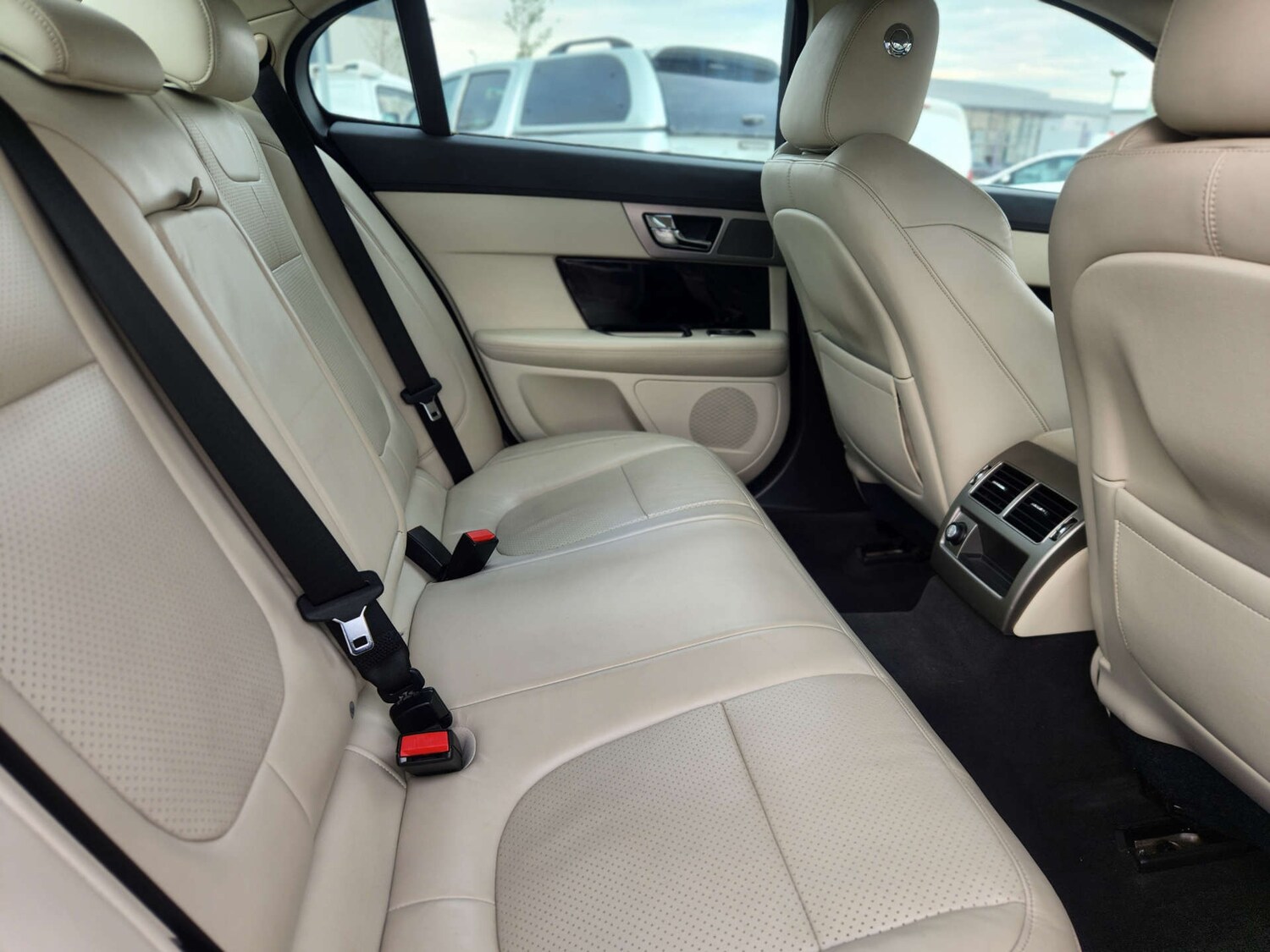 Used Jaguar XF 2011 for sale - 76690641: Photo 56