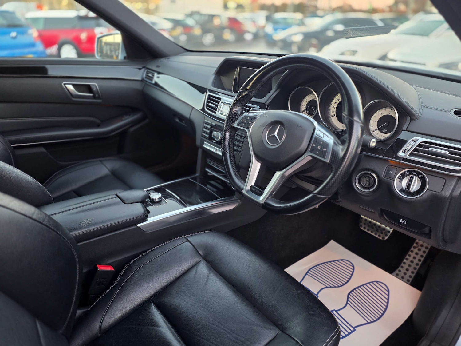 Used Mercedes-Benz E Class 2013 for sale - 76690661: Photo 26