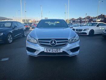 Used Mercedes-Benz E Class 2013 for sale - 76690661: Photo