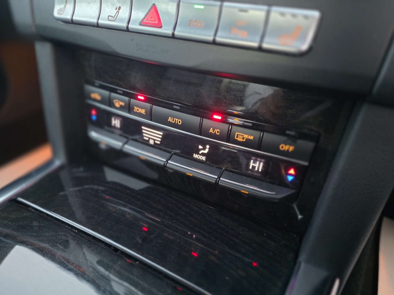 Used Mercedes-Benz E Class 2013 for sale - 76690661: Photo 44