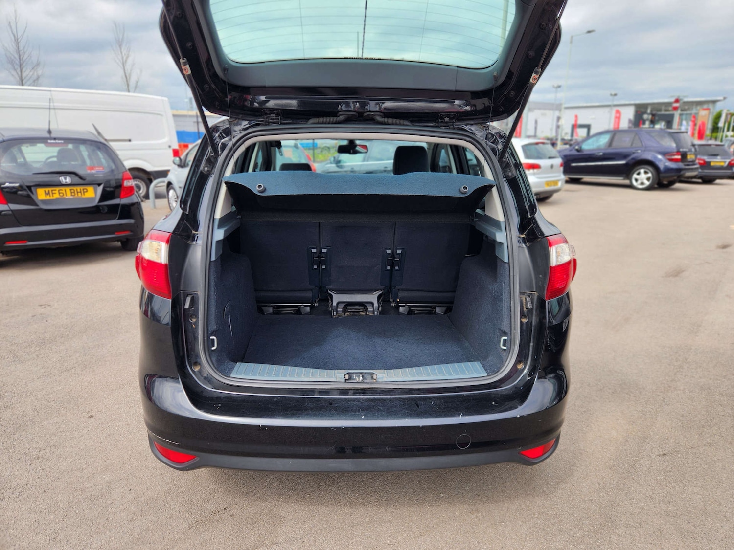 Used Ford C-Max 2011 for sale - 76690630: Photo 16