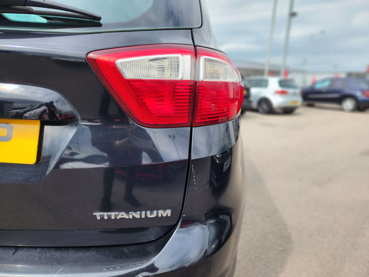 Used Ford C-Max 2011 for sale - 76690630: Photo 17