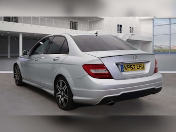 Used Mercedes-Benz C Class 2012 for sale - 77165451: Photo