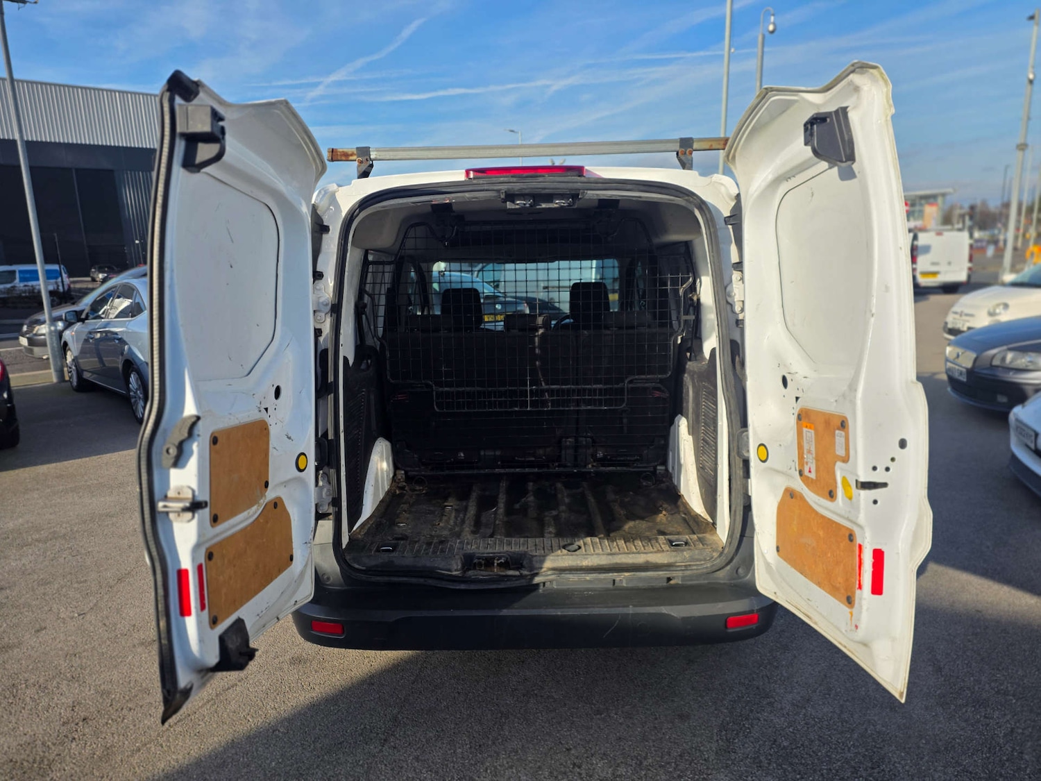 Used Ford Transit Connect 2016 for sale - 77629509: Photo 18