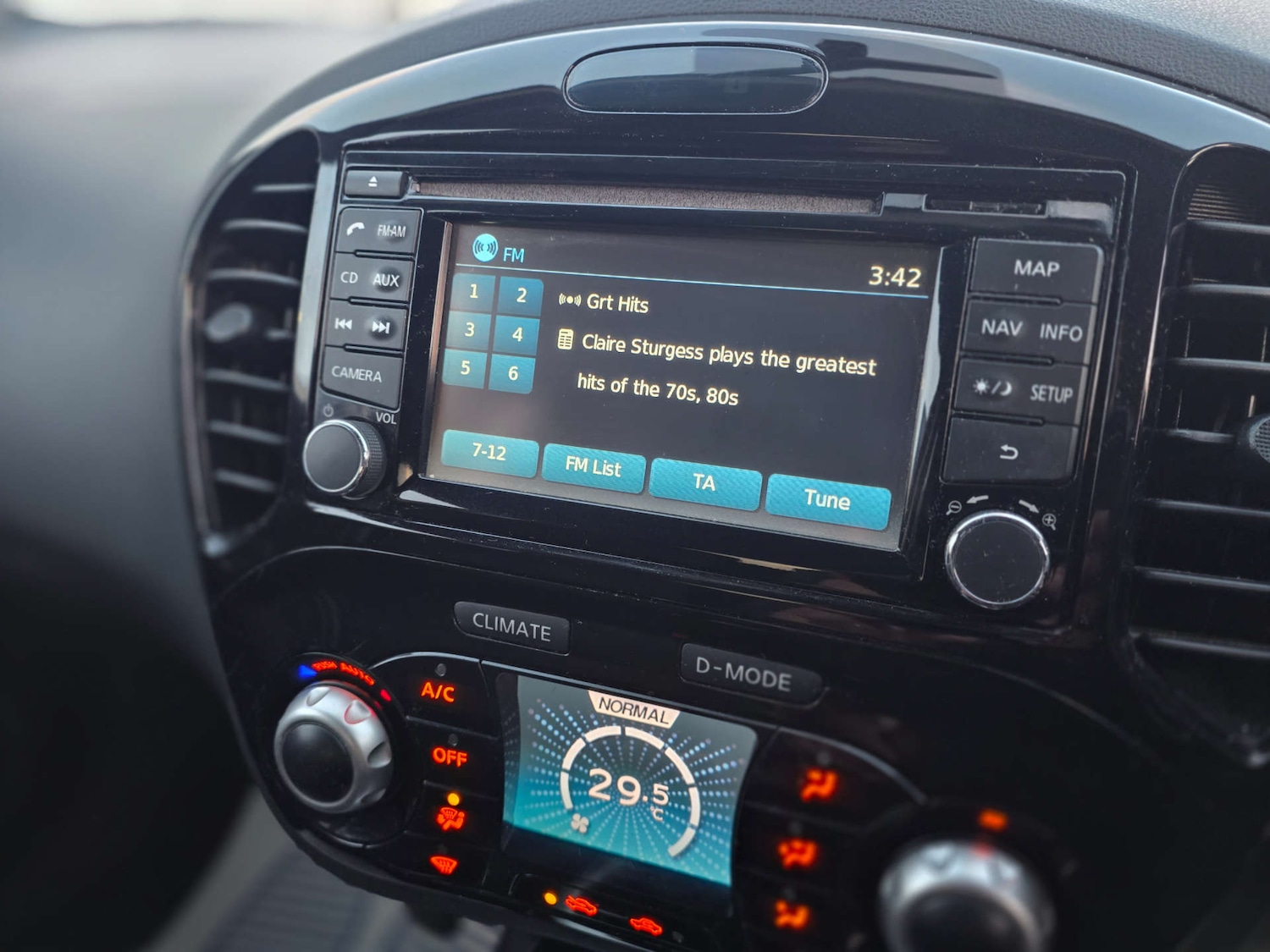 Used Nissan Juke 2013 for sale - 76690654: Photo 35