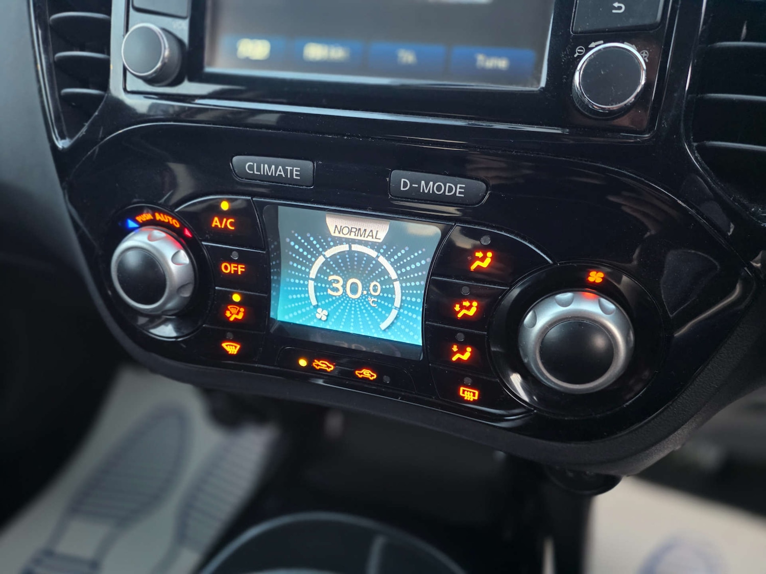 Used Nissan Juke 2013 for sale - 76690654: Photo 36