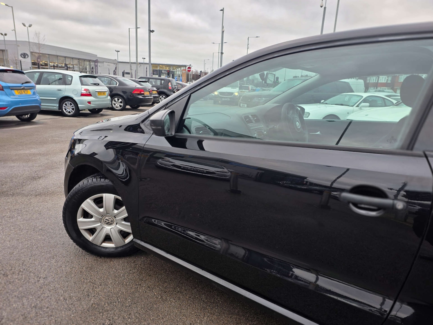 Used Volkswagen Polo 2010 for sale - 77053371: Photo 10