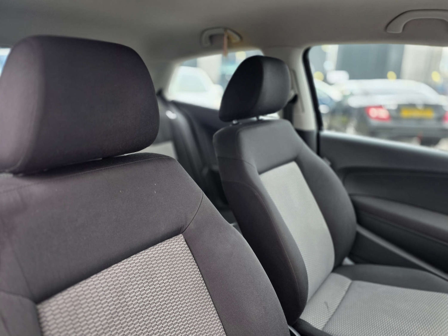 Used Volkswagen Polo 2010 for sale - 77053371: Photo 26