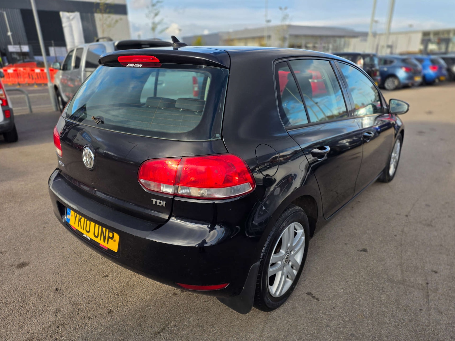 Used Volkswagen Golf 2010 for sale - 76690645: Photo 9